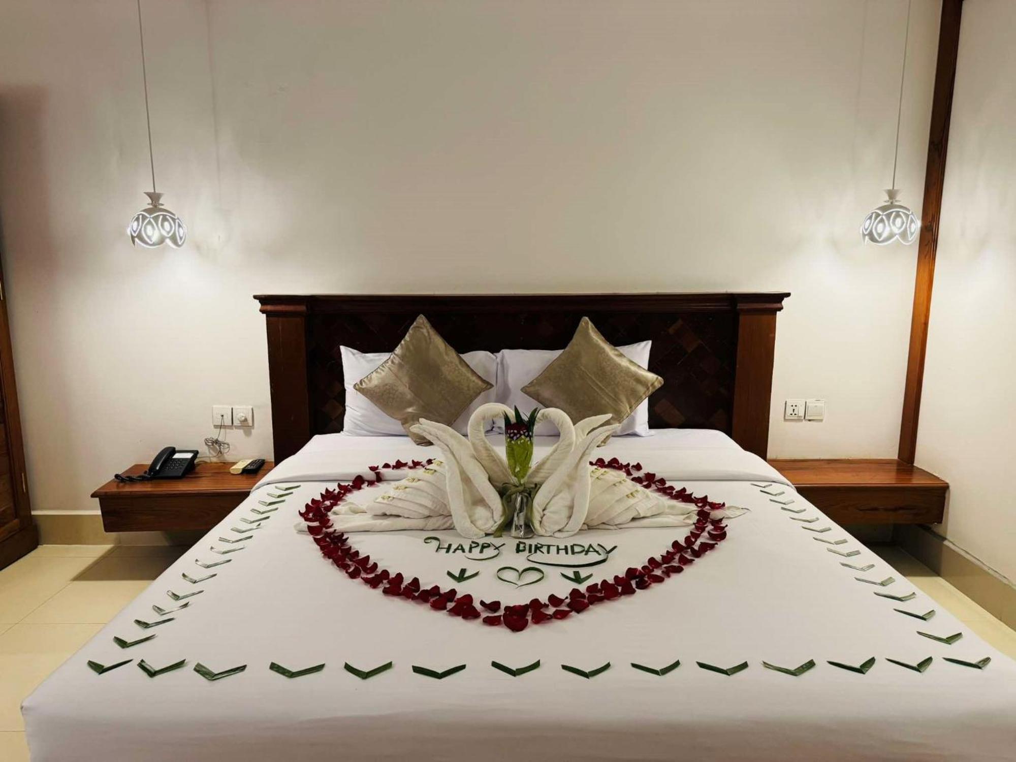 Holy Angkor Hotel Siem Reap Exterior photo